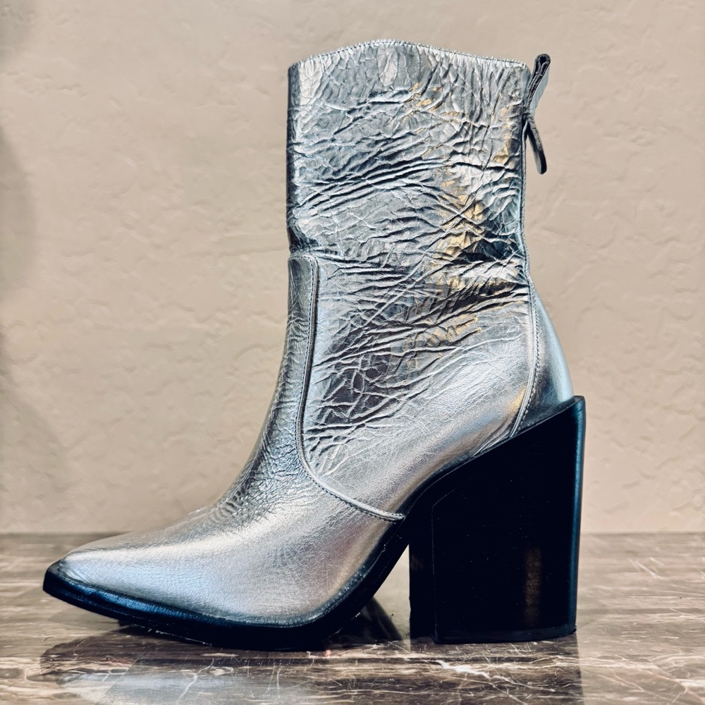 Larroudé James Crinkled Silver Metallic Leather Boots